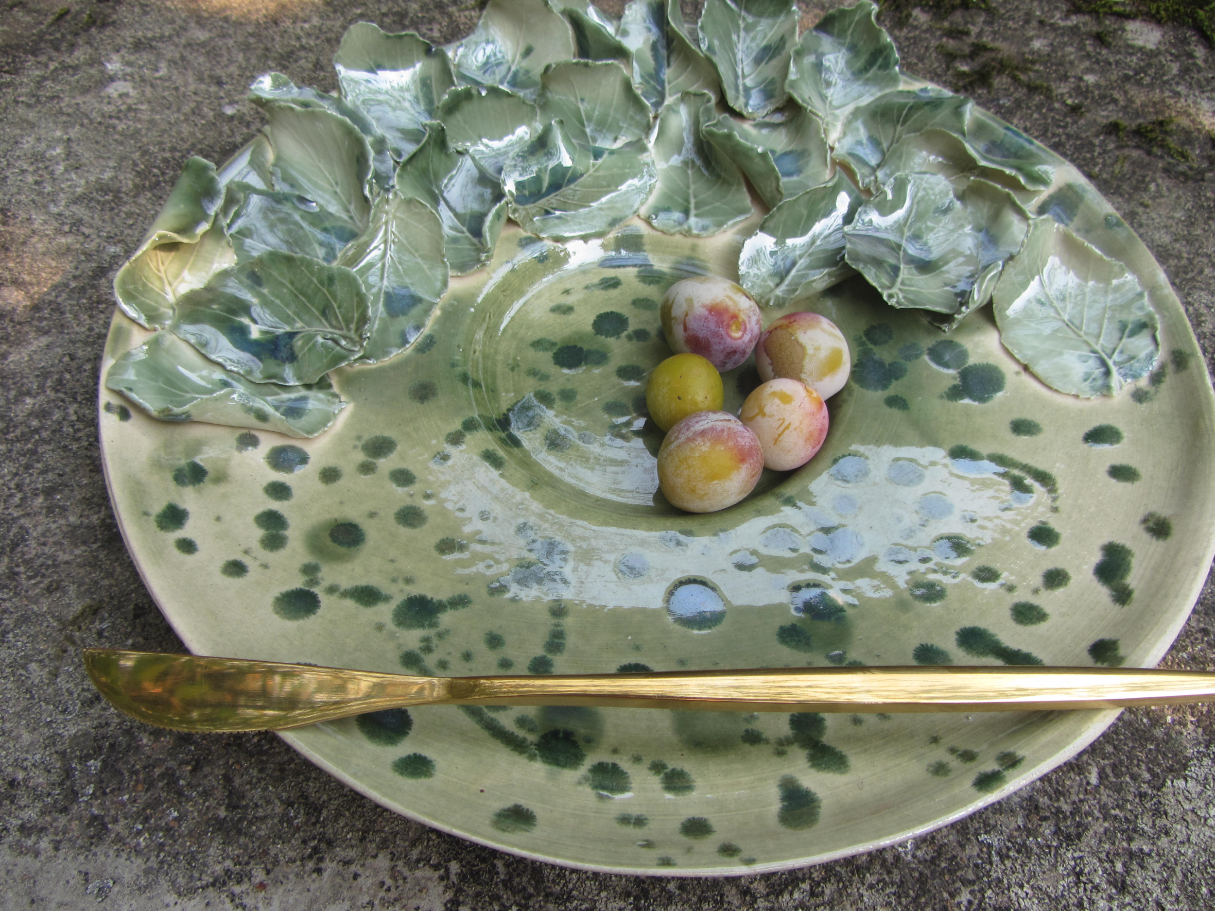 Assiette feuillage